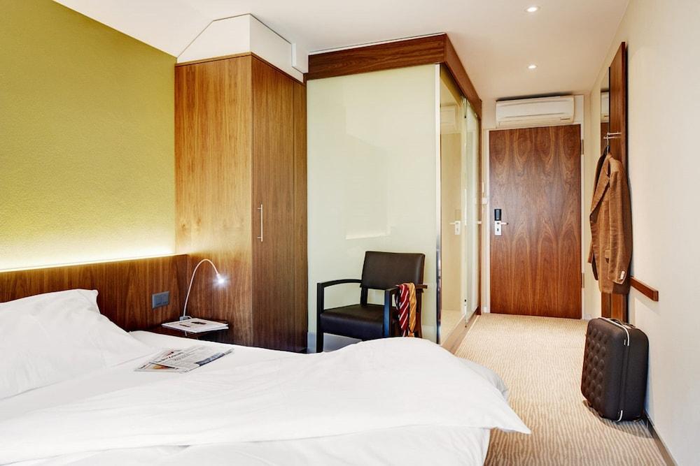 Hotel Du Commerce Basel Exterior photo